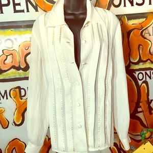Norton McNaughton Off white long sleeve blouse.